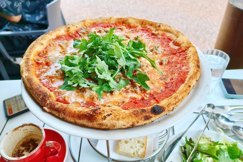 Julius Pizzeria photo 6