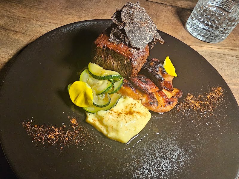 D.vino Italian Restaurant & Wine Bar I Bistro & Vinoteca photo 5