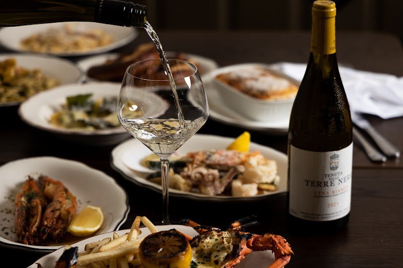 La Riviera Restaurant & Bar photo 4