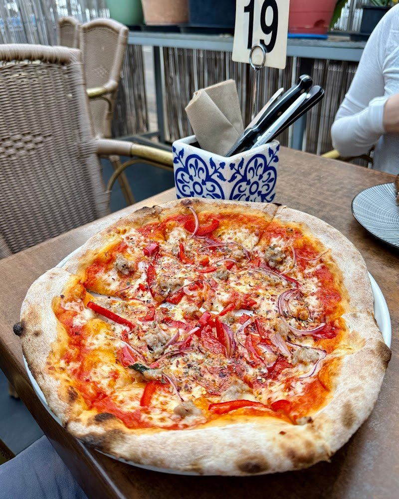 Bustard Town photo 4