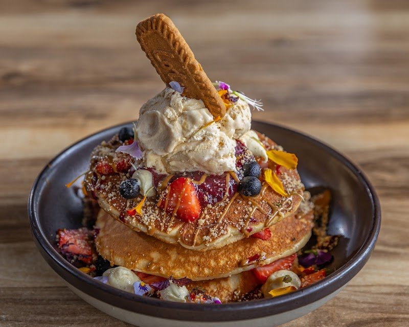 Lux Bistro Bar photo 2